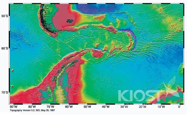 인공위성(ERS-1) 자료와 해상중력 탐사자료를 통해 영상화한 남극반도 북부 해역의 해저 지형도 의 사진