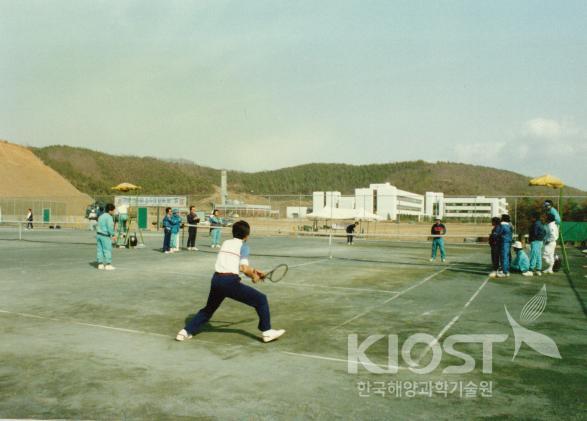 88년 춘계 테니스대회 의 사진