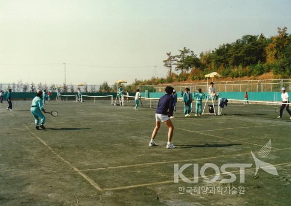 해양 연구소 추계 테니스대회 의 사진