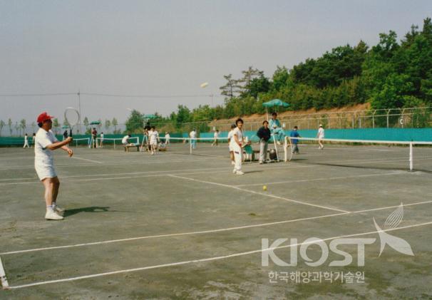 춘계 테니스대회 의 사진