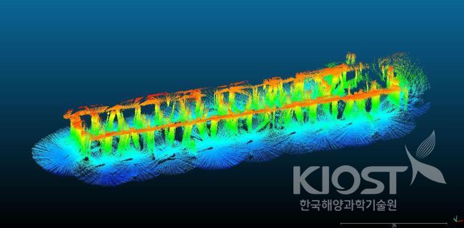 스캐닝 소나를 이용한 수중 구조물의 3차원 이미지 캡핑 의 사진